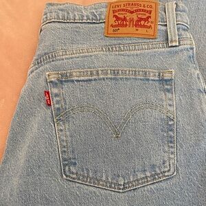 Levi's 501 Light Blue Straight Jeans